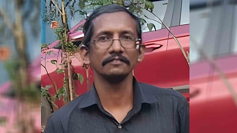 BLO found hanging in Kannur.