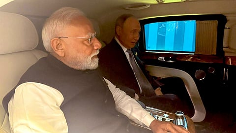 narendra modi and Vladimir Putin travelling together in Aurus Senat limousine