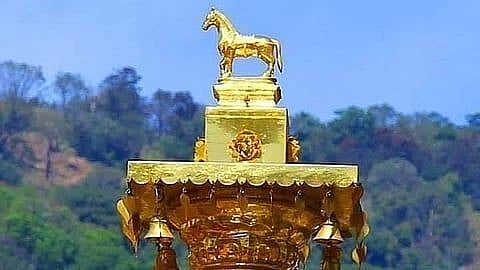 High Court orders inspection and expedited inspection of Sabarimala temple flagpole reconstruction