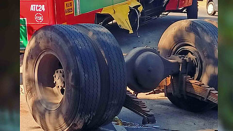KSRTC Bus Wheel Detaches on Thrissur-Mannuthy Road