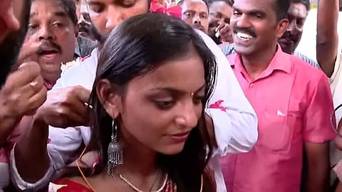 Monalisa gets married