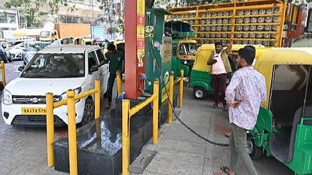 CNG Prices Hiked By Re 1 In Delhi