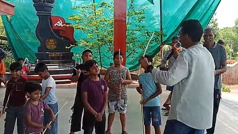 Kuttiyum kolum kannur