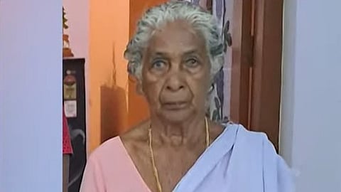 Kayamkulam Murder Case: Neighbor Arrested After Elderly Woman's Body Found Tied and Submerged in Lake