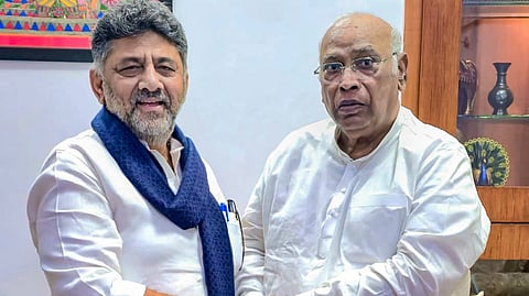 Swearing-in of new Karnataka CM on June 3 at Guv House