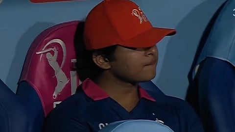 Video of Vaibhav Suryavanshi crying in the dugout