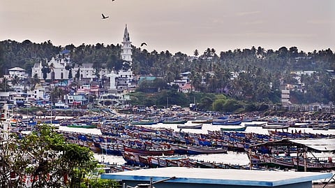 trawling banned kerala