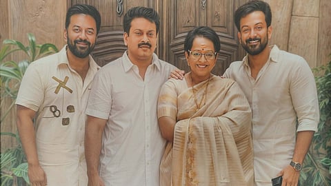 Mallika Sukumaran with family