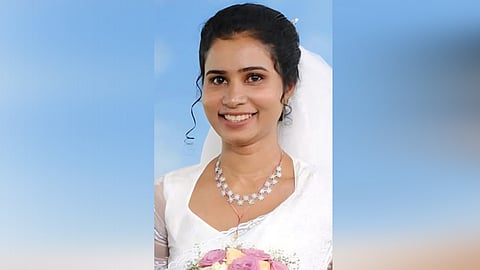 young woman died lightning Paithalmala