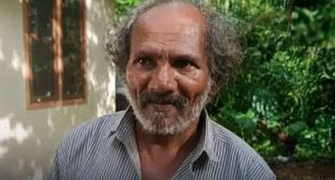 A man who died on the street left over one lakh rupees in a cloth bag when he died