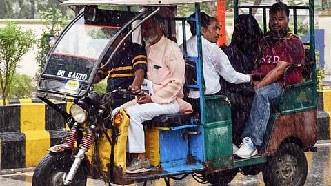 Govt directs removal of BAT-BMS, Epoch-i-ion, Lossigy apps from Android, iOS over e-rickshaw disruption concerns