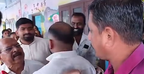 Altercation Between G. Sudhakaran and CPM Workers in Ambalappuzha