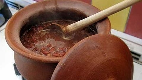 clay pot