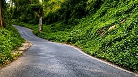 Traffic completely banned from Neryamangalam to Adimali