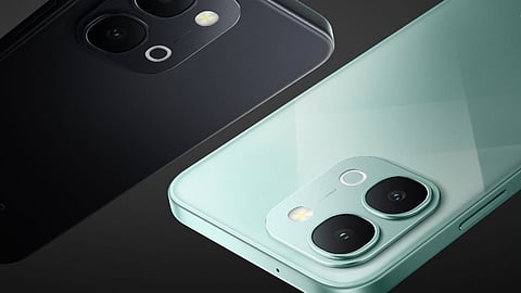 iQOO Z11xa with 7,200 mAh battery launched