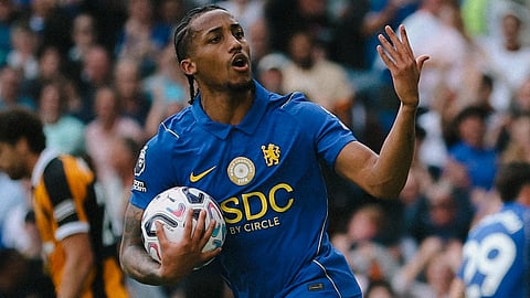 João Pedro, Premier League