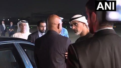Abu Dhabi Crown Prince turns back before boarding the plane to shake hands with an Indian driver; video goes viral.