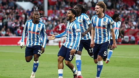Coventry City players celebrating win