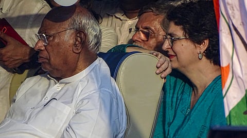 Kharge to host 2nd INDIA bloc lunch today; protest to follow