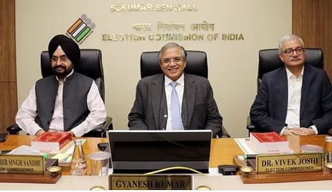 Cabinet Secretariat declined to act on complaints against senior EC officer: RTI
