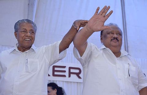 റവന്യൂമന്ത്രിയെ തള്ളി അഡ്വക്കേറ്റ് ജനറല്: "മുഖ്യമന്ത്രി ആവശ്യപ്പെട്ടാല് മാത്രം അഭിഭാഷകനെ മാറ്റുന്ന കാര്യം പരിഗണിക്കാം"
