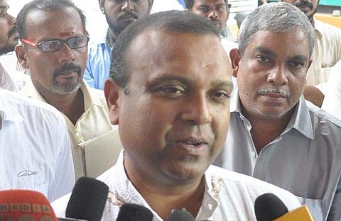 ഇടഞ്ഞ് തുഷാര് വെള്ളാപ്പള്ളി ; അരൂര് നല്കിയിട്ടും ബിഡിജെഎസിന് അതൃപ്തി ; എന്ഡിഎ യോഗത്തില് പങ്കെടുത്തില്ല