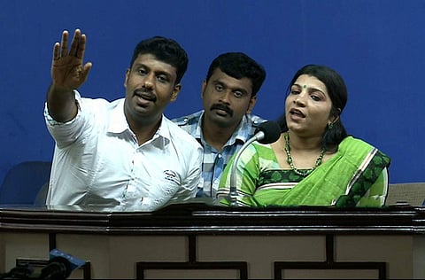 ലൈംഗികാരോപണങ്ങള് എഴുതി ചേര്ത്തത്; ഇടപെട്ടത് ഗണേശ് കുമാര് എന്ന് ഫെനി ബാലകൃഷ്ണന്