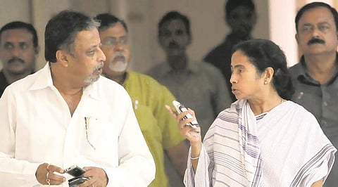 മുകുള് റോയ് കുലം കുത്തിയെന്ന് തൃണമൂല് കോണ്ഗ്രസ്