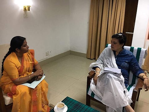 അന്വേഷണം ഫലപ്രദമല്ലെന്ന് നിമിഷ ഫാത്തിമയുടെ അമ്മ ബിന്ദു; ദേശീയ വനിതാ കമ്മീഷന് അധ്യക്ഷയുമായി കൂടിക്കാഴ്ച നടത്തി