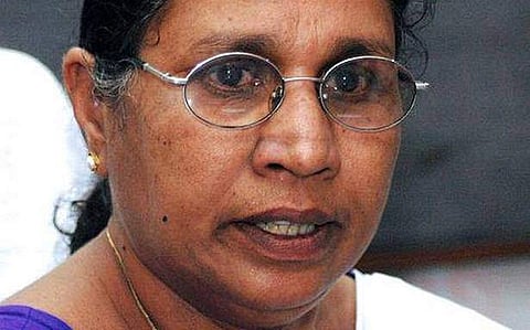 മാതാപിതാക്കളെ ഉപേക്ഷിക്കുന്നവര്ക്കെതിരെ കര്ശനനടപടി: വനിതാകമ്മീഷന്
