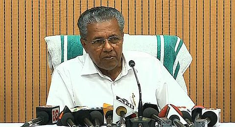 ഓഖി ചുഴലിക്കാറ്റ് : നഷ്ടപരിഹാര പാക്കേജിന് മന്ത്രിസഭയുടെ അംഗീകാരം ; മാനദണ്ഡങ്ങള് ബാധകമാക്കാതെ സഹായം ലഭ്യമാക്കും