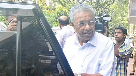 സംഘഭീഷണി വിലയ്ക്കെടുത്തില്ല, മുഖ്യമന്ത്രി മംഗളൂരുവിലെത്തി