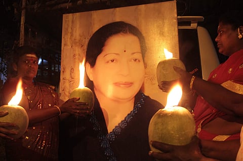 ജയലളിത ആശുപത്രിയിലെത്തിയത് ചവിട്ടേറ്റെന്ന് ആരോപണം
