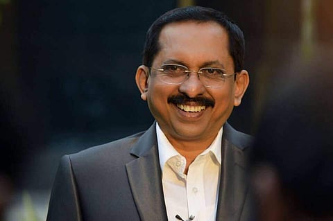 ഫോണ് കെണി; കേസ് ജാമ്യമില്ലാ വകുപ്പുകള് പ്രകാരം, ചാനല്മേധാവികളുടെ അറസ്റ്റിന് സാധ്യത