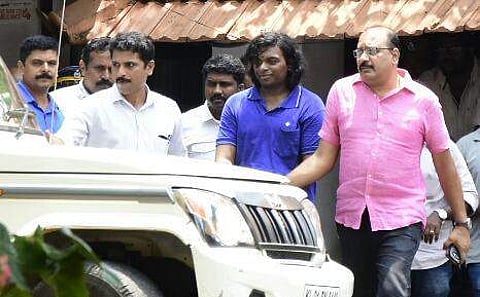 കേഡല് വീണ്ടും മൊഴി മാറ്റി, കൊലയ്ക്കു കാരണം അച്ഛന്റെ സ്വഭാവ ദൂഷ്യം, പൊലീസ് കുഴങ്ങുന്നു