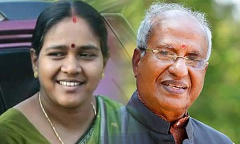 ശോഭ സുരേന്ദ്രനെ തള്ളി ഒ.രാജഗോപാല്, പറഞ്ഞതില്തന്നെ ഉറച്ചു നില്ക്കുന്നു എന്ന് ശോഭ സുരേന്ദ്രന്
