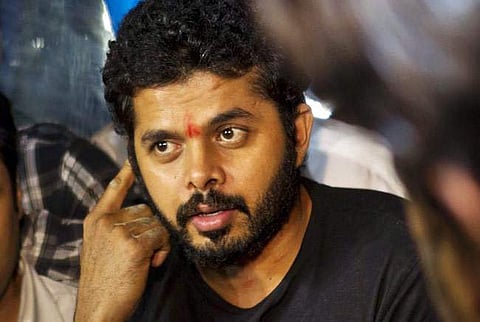 ശ്രീശാന്തിന്റെ വിലക്ക്; ബിസിസിഐ അധ്യക്ഷന് വിനോദ് റായിക്ക് ഹെക്കോടതി നോട്ടീസ്