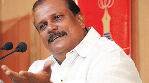 മാണിയും മകനും ചെയ്തത് നാണം കെട്ടപണിയെന്ന് പിസി ജോര്ജ്ജ്