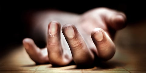 ഭാര്യയെ സംശയം ; കെട്ടിടത്തിന് മുകളില് നിന്ന് ചാടിയ യുവാവിന് ദാരുണാന്ത്യം