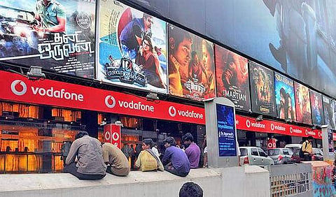 ജിഎസ്ടിക്ക് പുറമെ 30 ശതമാനം അധിക വിനോദ നികുതിയും; തമിഴ്നാട്ടില് സിനിമാ സമരം