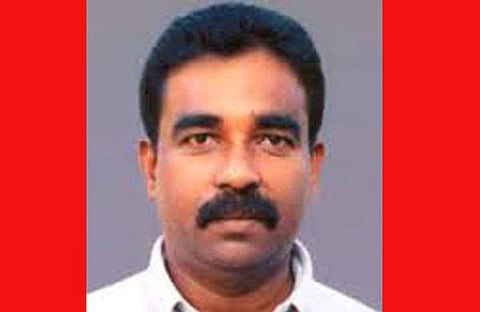 പതിമൂന്നുകാരനെ പീഡിപ്പിച്ച കേസില് പ്രതിക്കെതിരെ നടപടിയെടുക്കാതെ പൊലീസ്; ഉന്നതര്ക്ക് ബന്ധമുണ്ടെന്ന് മാതാവ്