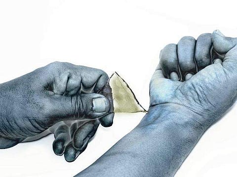 നീലത്തിമിംഗലം കേരളത്തിലും; മാതാപിതാക്കള് ശ്രദ്ധിക്കേണ്ടത് എന്തെല്ലാം?