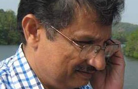 കമ്യൂണിസ്റ്റ് എന്ന 'ആക്ഷേപ'ത്തില് ഞാന് അസ്വസ്ഥനാണ്: അശോകന് ചരുവില്
