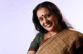 'അത്രയ്ക്ക് താത്പര്യമില്ലെങ്കില് ചാറ്റ് ചെയ്യാന് പോകരുത്,ആരെയും വിശ്വസിക്കേണ്ടതില്ല, തൊഴിലിടത്തിലെ ഉപദ്രവങ്ങളെ കരുതിയിരിക്കണം', മീ ടൂ എന്നല്ല ജാഗ്രതയാണ് വേണ്ടതെന്ന് മാലാ പാര്വതി