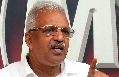 സിപിഎമ്മിനെ ഭയപ്പെടുത്തി കീഴ്പ്പെടുത്താനാകില്ല ; കൂടുതല് ആര്എസ്എസ് നേതാക്കള് സിപിഎമ്മിലെത്തുമെന്ന് പി ജയരാജന്