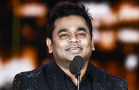 "തമിഴ്നാടിന് വേണ്ടത് ശക്തമായ നേതൃത്വം" ; രജനിയുടെയും കമലിന്റെയും രാഷ്ട്രീയ പ്രവേശനത്തെ സ്വാഗതം ചെയ്ത് എ ആര് റഹ്മാന്