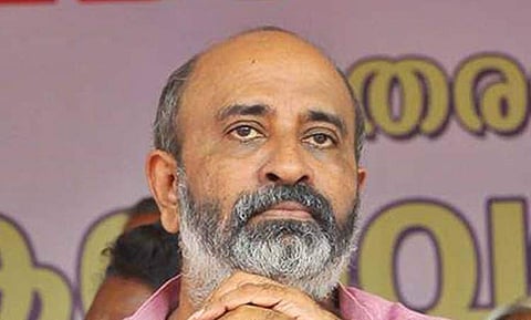 ദേശീയ നേതൃത്വവും കൈവിട്ടു, മന്ത്രി മാത്യു ടി തോമസ് പുറത്തേക്ക് ? ; മന്ത്രിയെ മാറ്റണമെന്നാവശ്യപ്പെട്ട് മുഖ്യമന്ത്രിക്ക് ഇന്ന് കത്ത് നല്കിയേക്കും