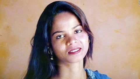 ആ വാര്ത്തകള് വ്യാജം; മതനിന്ദയുടെ പേരില് തടവിലിട്ട ആസീയ ബീബിയെ നാടുകടത്തിയെന്ന റിപ്പോര്ട്ടുകള് തള്ളി പാക്കിസ്ഥാന്
