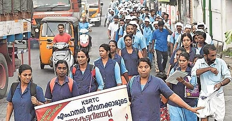 കെഎസ്ആർടിസി: പിരിച്ചുവിട്ട എംപാനൽ ജീവനക്കാരുടെ ലോങ് മാർച്ച് ഇന്ന് തലസ്ഥാനത്ത്