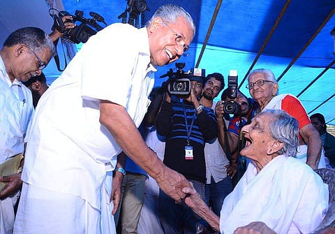 'ആരോഗ്യരംഗത്ത് കേരളാമോഡല് തന്നെയാണ് രാജ്യത്തിന് മാതൃക എന്ന് ഒരിക്കല് കൂടി തെളിഞ്ഞു' : മുഖ്യമന്ത്രി പിണറായി വിജയന്
